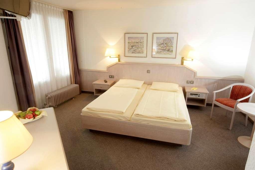 Dorint Seehotel & Resort Bitburg/Suedeifel Бирсдорф Номер фото